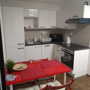 Apartmán Apartmans For 2 Or 6 Peoples 12 Min By Walk From The Center, Brno