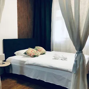 Luxury Zelny Trh 11 Apartment